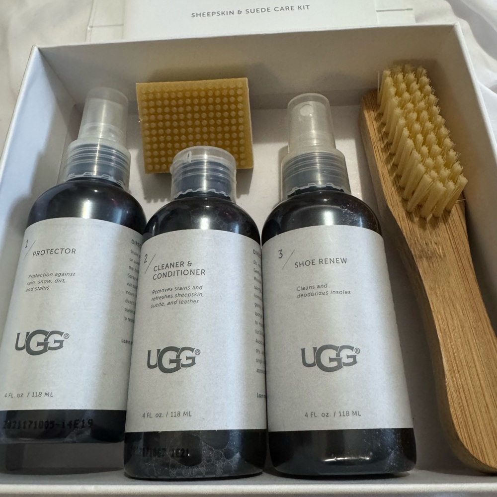 UGG Sheepskin & Suede Care Kit - Gray and Brown